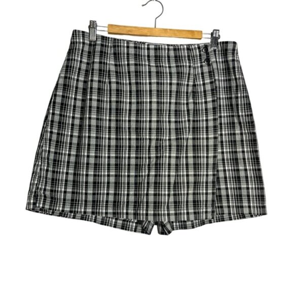 Vintage NorthCrest Wrap Skirt Skort Plaid Black & White, size 14 - Picture 1 of 9